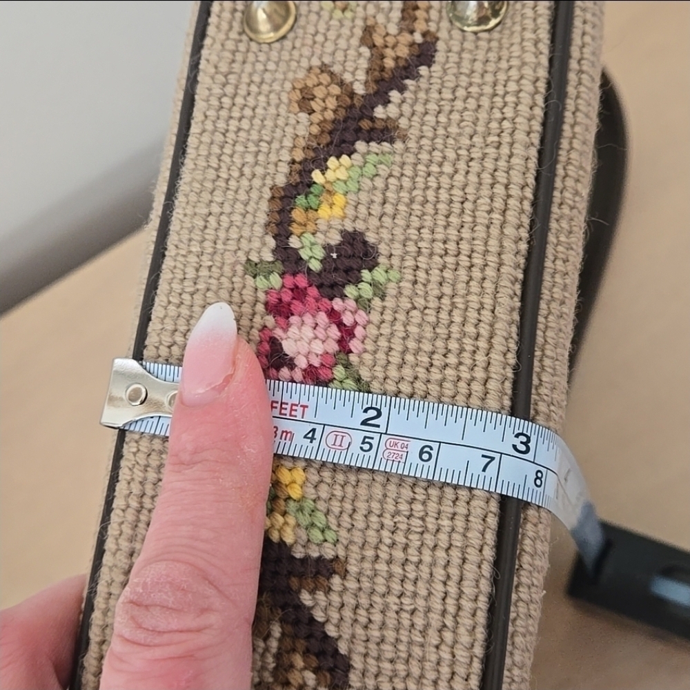 Vintage Petit Point Needlework Purse - Picture 10 of 10